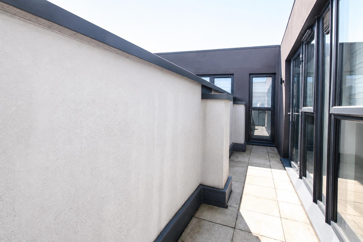 2 bed property in North Star Avenue, Swindon